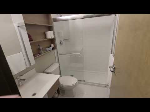 Видео: Дизайн и идея за малка баня