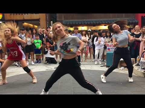 Видео: [Full 1] 180706 Red Spark | РУССКИЕ ТАНЦУЮТ В КОРЕЕ