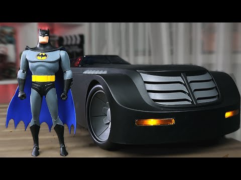 Видео: БЭТМОБИЛЬ и Фигурка БЭТМЕНА (Batman: The Animated Series)