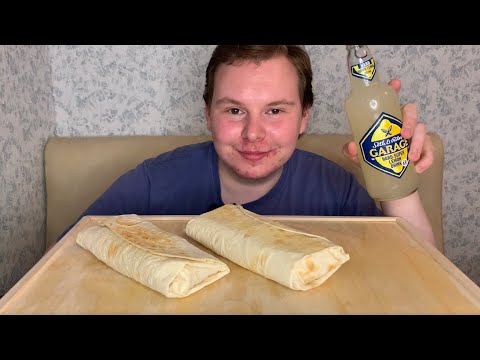 Видео: МУКБАНГ | 2 ШАУМРМЫ барбекю, острая и ПИВО