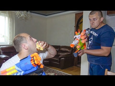 Видео: Толик съел мою еду. Нерф битва. Bro has eaten my meal. Nerf battle. Nerf Bros show.