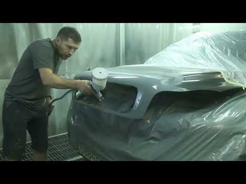 Видео: Удаляем ржавчину на капоте.