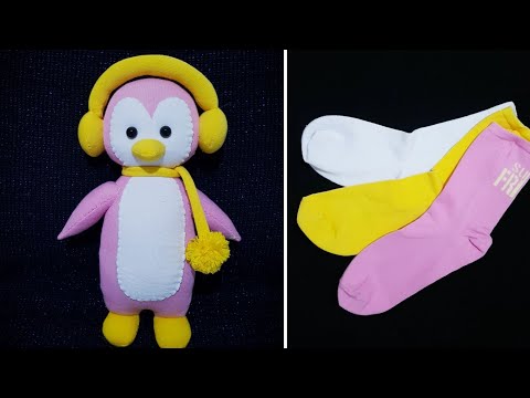 Видео: 😍УДИВИТЕЛЬНОЕ, НО НАСТОЯЩЕЕ / ❤Милый пингвин из носков / 💯Мой дизайн