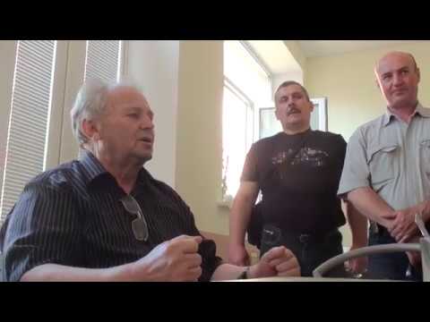 Видео: Белорусские пчеловоды в гостях у Цебро. Фильм 1