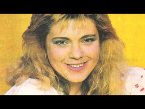 Видео: Руся - Зачароване Коло.. Муз. К.Осауленко сл. А. Матвiйчук.(1989)
