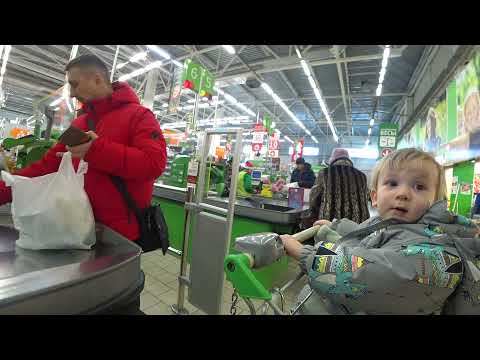 Видео: ГУЛЯЕМ В СУПЕРМАРКЕТЕ 1 ЯНВАРЯ / покупаем вкусняшки для семьи #stepfamily #степфемели #влог