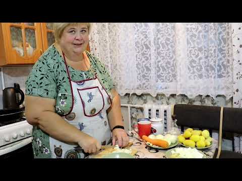 Видео: Нежный минтай в сметанном соусе и салат Мимоза.