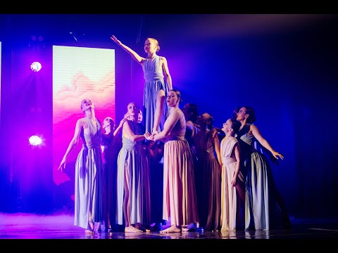 Видео: Шоу "Республика". Ансамбль "Сияние" — Там нет меня