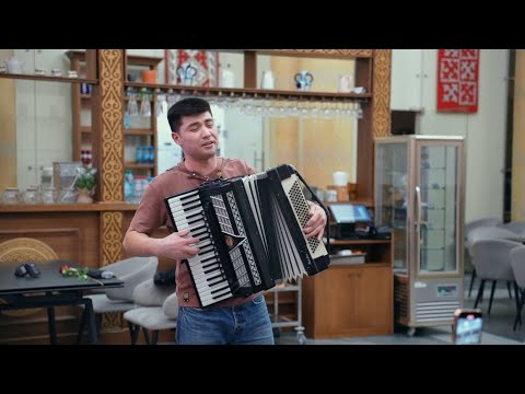 Видео: Омор Нургазы уулу "Сезимдешим" автор. Максат Кулуев