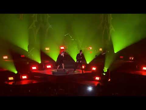 Видео: Wildways, Tritia — Осень | VK Stadium Москва 01.12.2024