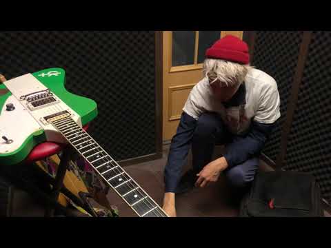 Видео: СУПЕРКОЗЛЫ ПИШУТ АЛЬБОМ. ДЕНЬ 8. ЗЕЛЁНАЯ ГИТАРА МЯТНОГО