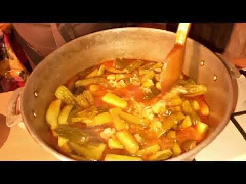 Видео: Салат закуска из огурцов с кетчупом чили, ну очень вкусно. Часть 2.