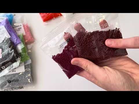 Видео: Обзор бисера на день рождения 🥳💓#бисер #чтосплестиизбисера #амигурумиизбисера #обзорбисера