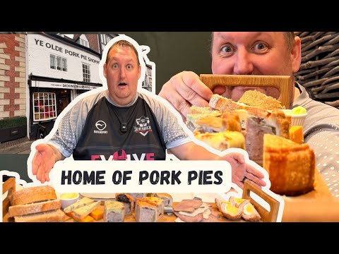 Видео: Я пробую ОГРОМНЫЙ ПИРОГ ИЗ СВИНИНЫ!