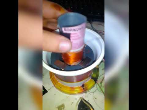 Видео: Самодельный динамик из подручных средств . собран на глаз)