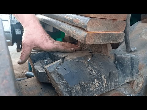 Видео: Ремонт маза,устанавливаем резиновую проставку между ресорой и упорм рессор,устраняем мелкие недочеты