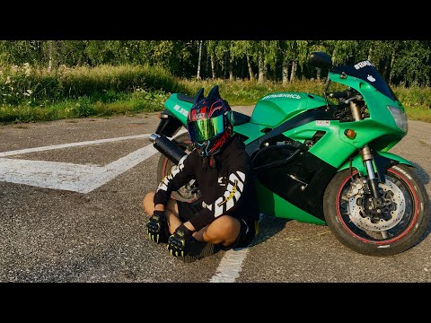 Видео: Обзор на KAWASAKI ZXR 400 редкий мот