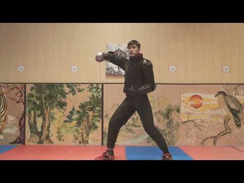 Видео: Защиты в фехтовании с одним клинком: первая.