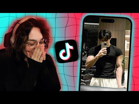 Видео: КОРЯ СМОТРИТ ТИКТОКИ #1 | ТУПЫЕ МЕМЫ | KORYA_MC