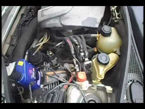 Видео: Замена жидкости гидроусилителя руля (ГУР) на Kangoo