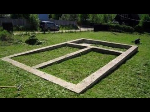 Видео: Фундамент на участке с уклоном 50см