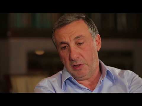 Видео: "Начистоту" с Евгением Гинером