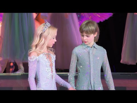 Видео: Красивые и талантливые. Елена Костылева и Александр Плющенко - Принцесса Аврора и Принц Дезире
