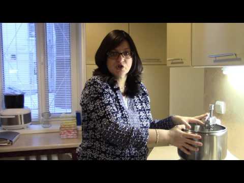 Видео: ВЫПЕКАЕМ СУББОТНИЕ ХАЛЫ. ОБЗОР МИКСЕРА MAGIC MILL\ELECTROLUX