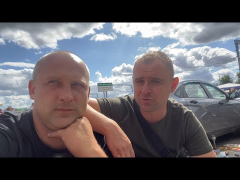 Видео: Барахолка Минск Поле Чудес - Глафира Изольдовна открыла личико. Витя Мусорщик поймал воришку