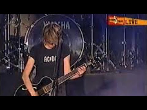 Видео: Земфира - Ариведерчи [Нашествие 10.08.2002]