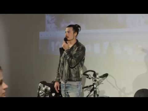 Видео: От Петербурга до Марокко на двух колесах