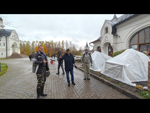 Видео: Подготовка сада к зиме.Установка каркасов и укрытие крупнолистных гортензий.(26 октября 2024г.)