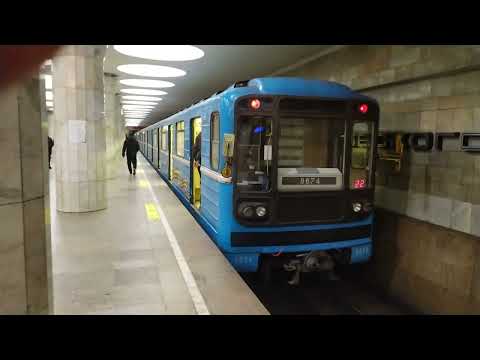 Видео: Siberia. Novosibirsk. metro station Garin-Mikhailovsky Square, Fragment GМ 17