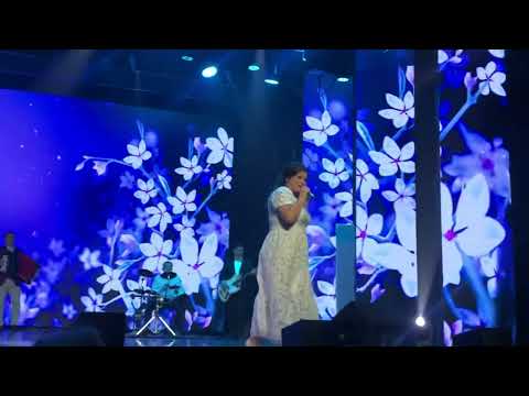 Видео: Сирина Зайнетдинова с сольным концертом, самые красивые песни самой душевной певицы тат.эстрады