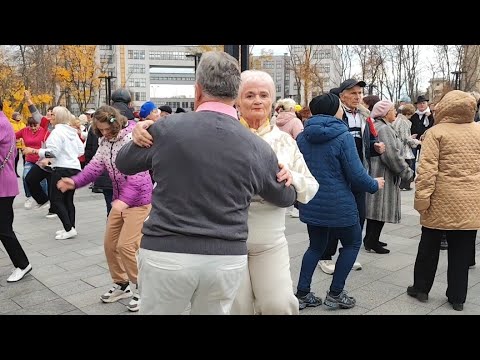 Видео: 26 ОКТЯБРЯ 2025 ОСІНЬ ЗОЛОТА! #kharkiv 