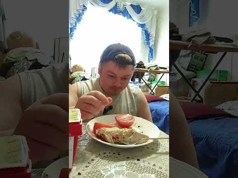 Видео: 🍗 Мукбанг: запечённая курица с корейской чили пастой 🔥