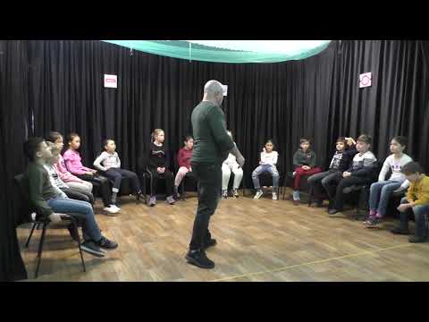 Видео: Воскресная группа упражнения по актерскому мастерству