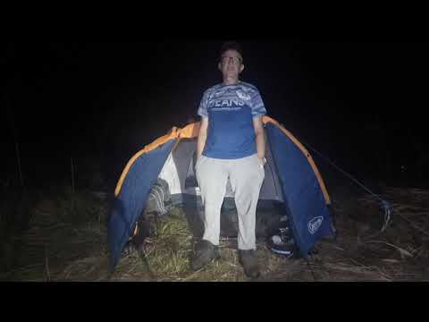 Видео: Один в палатке на берегу Ворсклы...