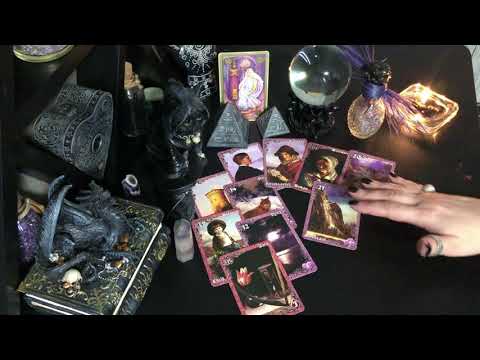 Видео: Кто на вас гадает и зачем?✨ Диагностика и чистка негатива. Магия воска 🕯💯%