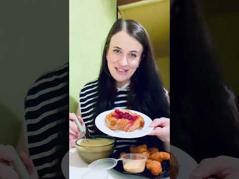 Видео: МУКБАНГ СЫРНЫЙ СУП С КРЕВЕТКАМИ/ КРЕВЕТКИ В ПАНИРОВКЕ/ СЛОЙКА С МАЛИНОЙ #asmr #mukbang #food 