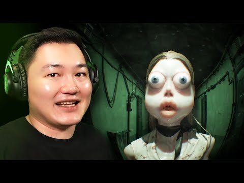 Видео: Танихгүй хүн хаалга нүдээд байна (Who's at the door?)