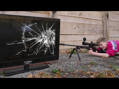 Видео: Что произойдет с ТЕЛЕВИЗОРОМ если шмальнуть ему в бочину ?