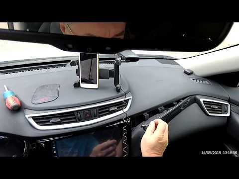 Видео: Nissan X-Trail T-32 демонтаж магнитолы.