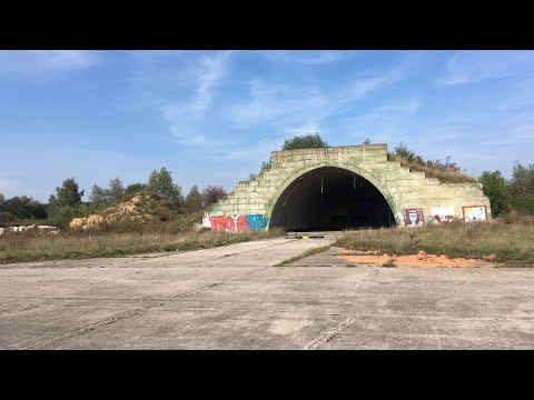 Видео: ПОЛНАЯ ВЕРСИЯ Гарнизон Миловицы (Божий Дар, Чехия) Заехал на взлетку