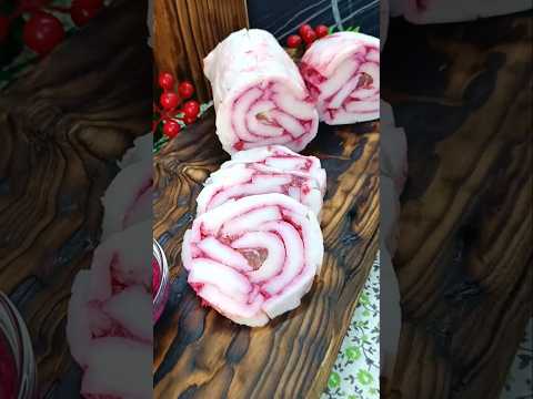 Видео: Найсмачніший рулет із сала - з хріном та гірчицею #shorts #food #cooking #сало