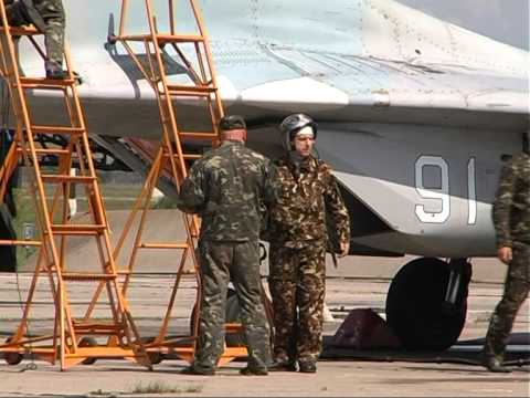 Видео: 831 авиационная бригада. г. Миргород. 2009 год.