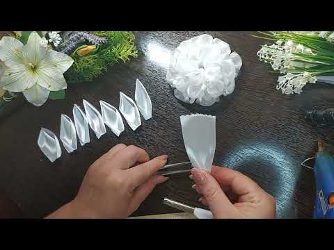 Видео: БЕЛЫЕ БАНТЫ В ШКОЛУ