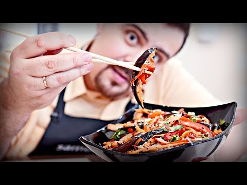 Видео: Корейский теплый салат с баклажанами | Яркий и простой в приготовлении вполне праздничный салат