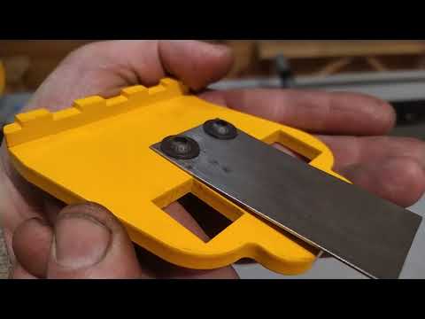 Видео: Модернизация режущего аппарата (жатки). Часть 2. Чешская косилка МФ 70, МФ 73.