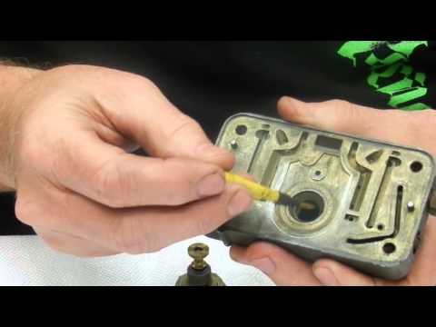 Видео: Карбюратор Holley: объяснение работы мощностного клапана